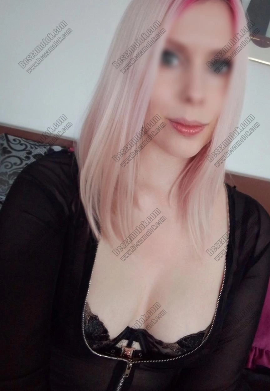 Viktória - +36 20 496 4692 - bizar szex foto
